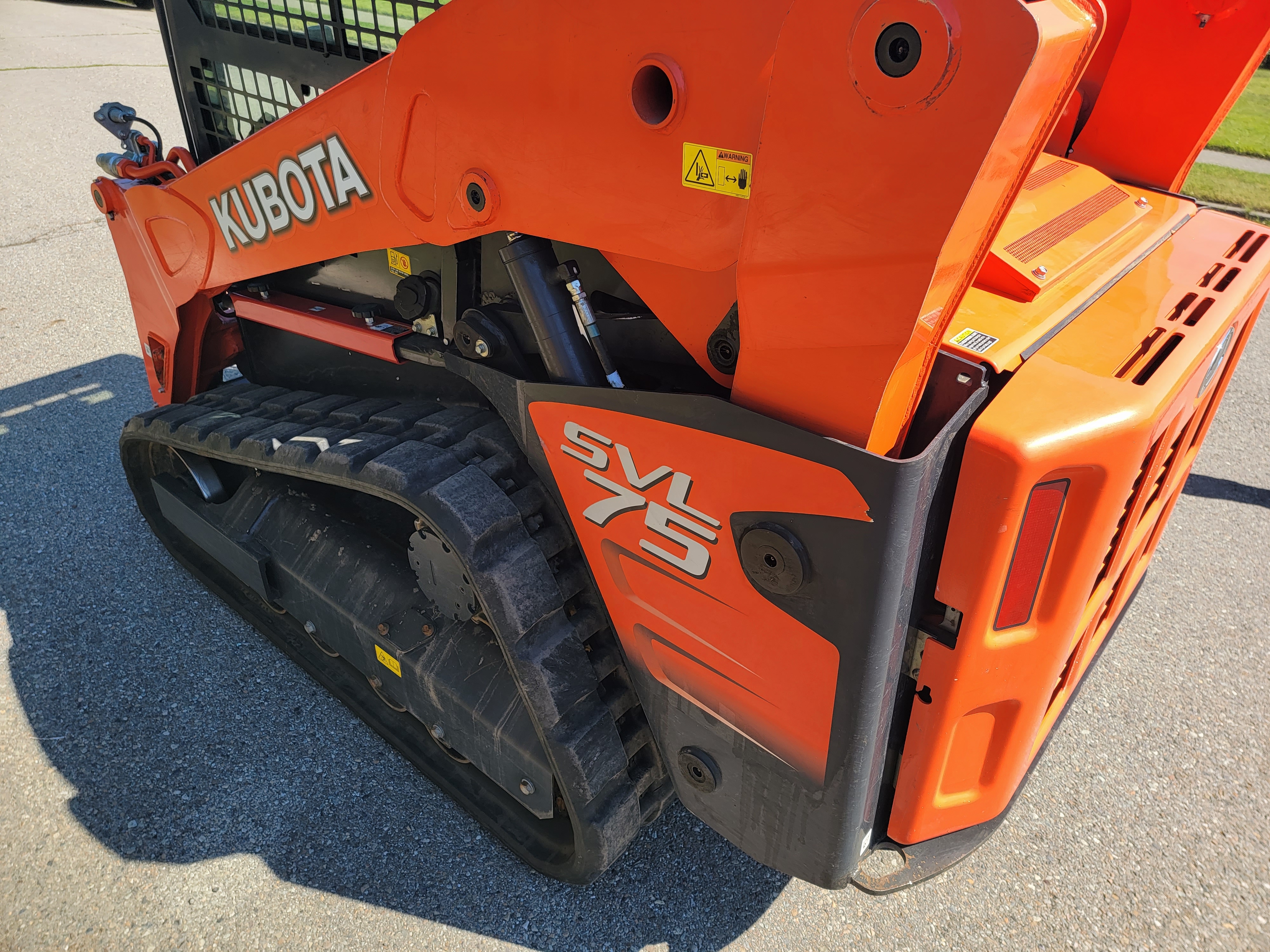 KUBOTA SVL75