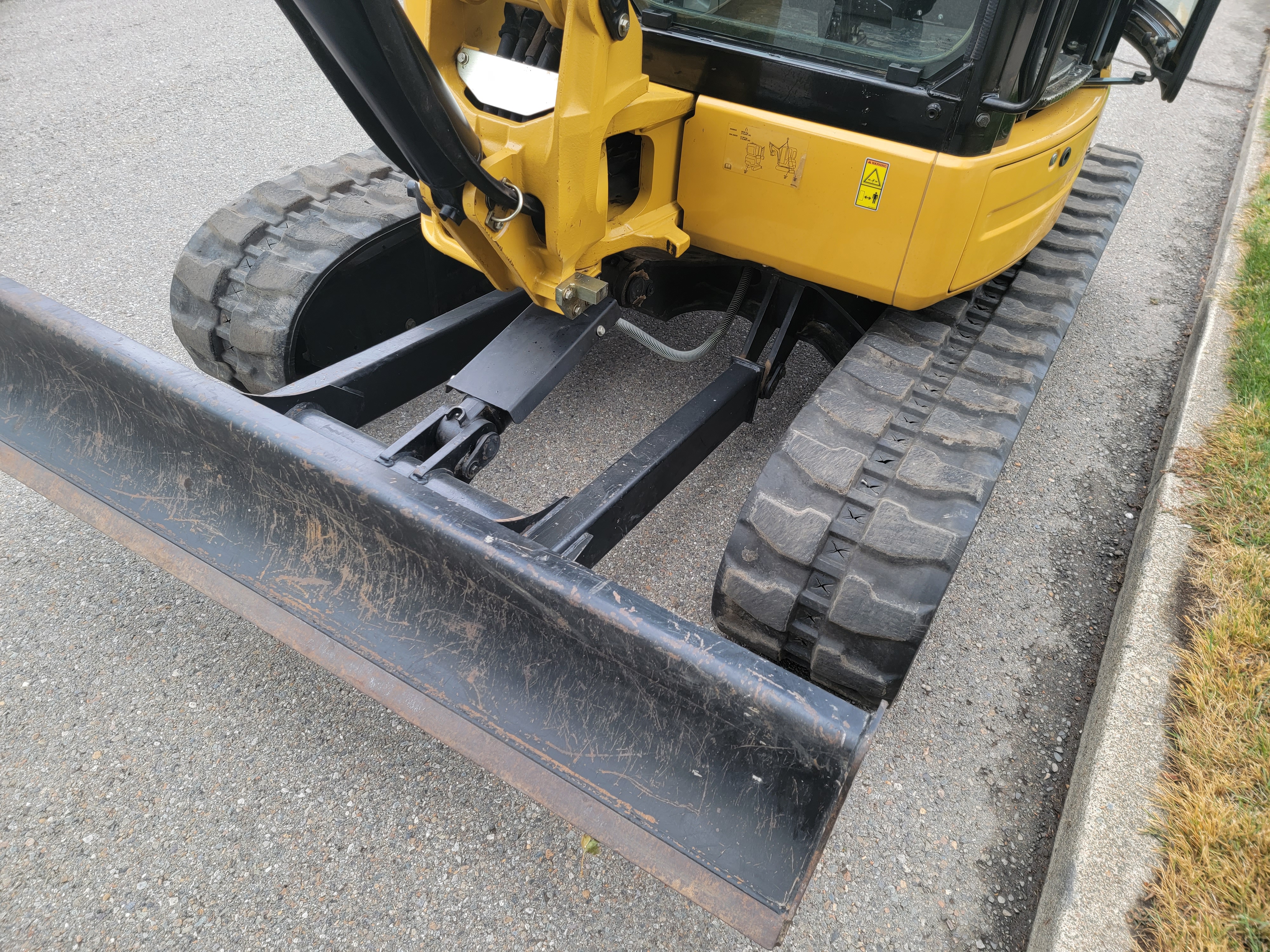 CAT 305.5