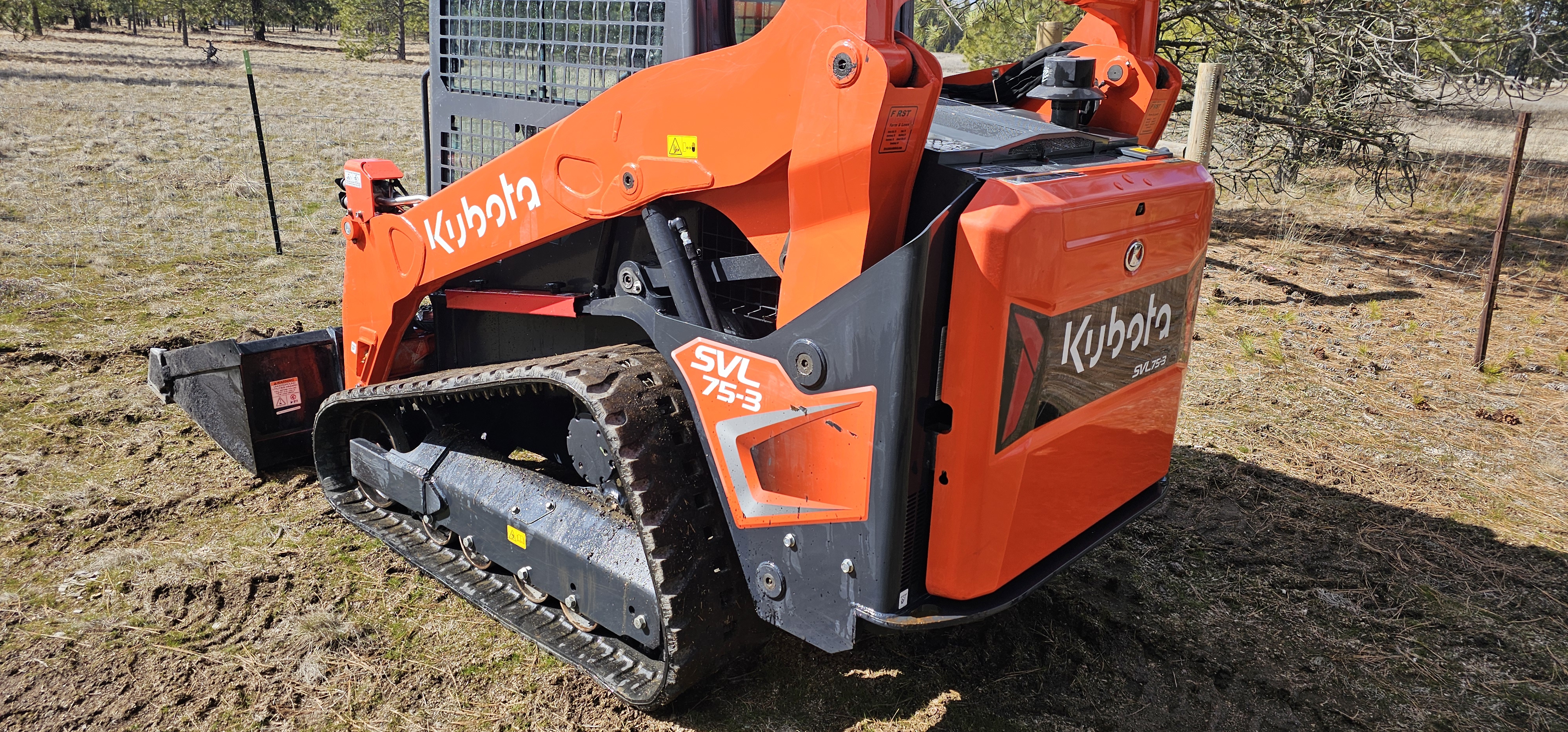 KUBOTA SVL75-3