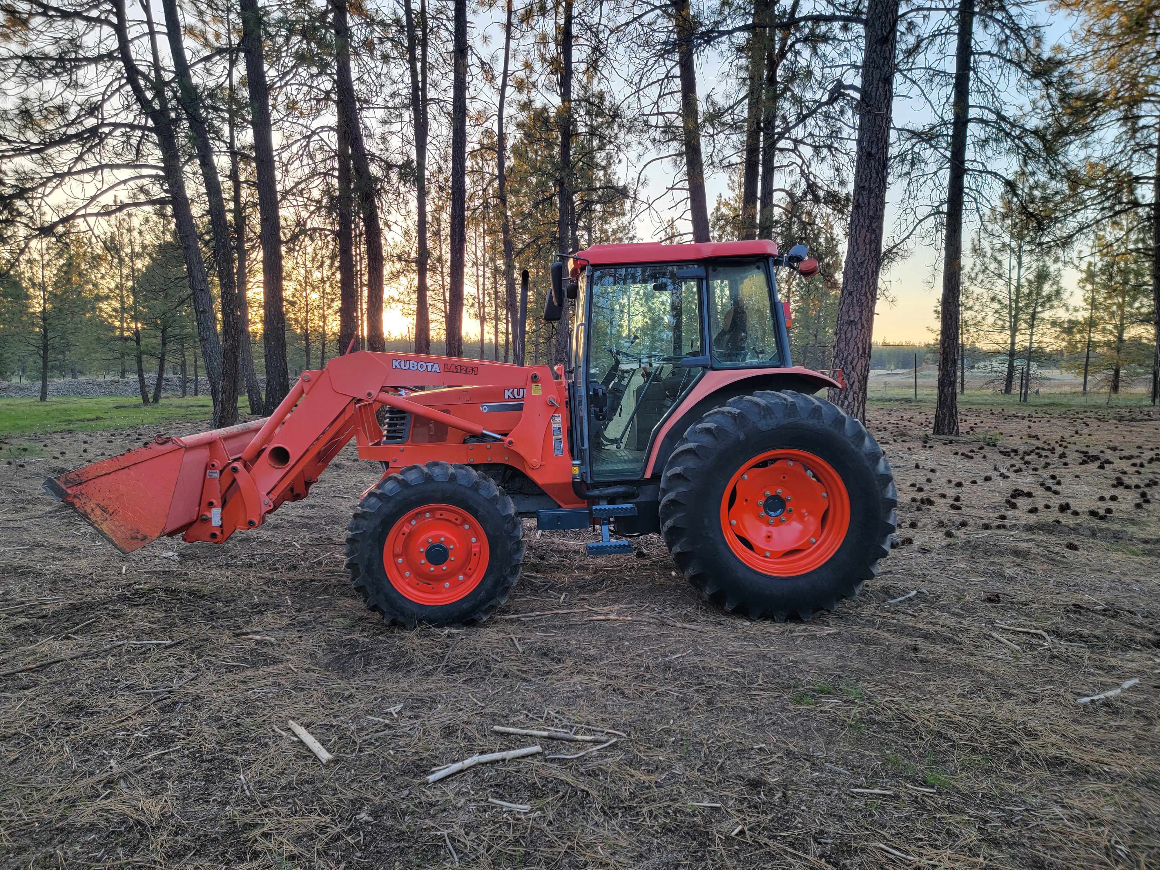 KUBOTA M9000