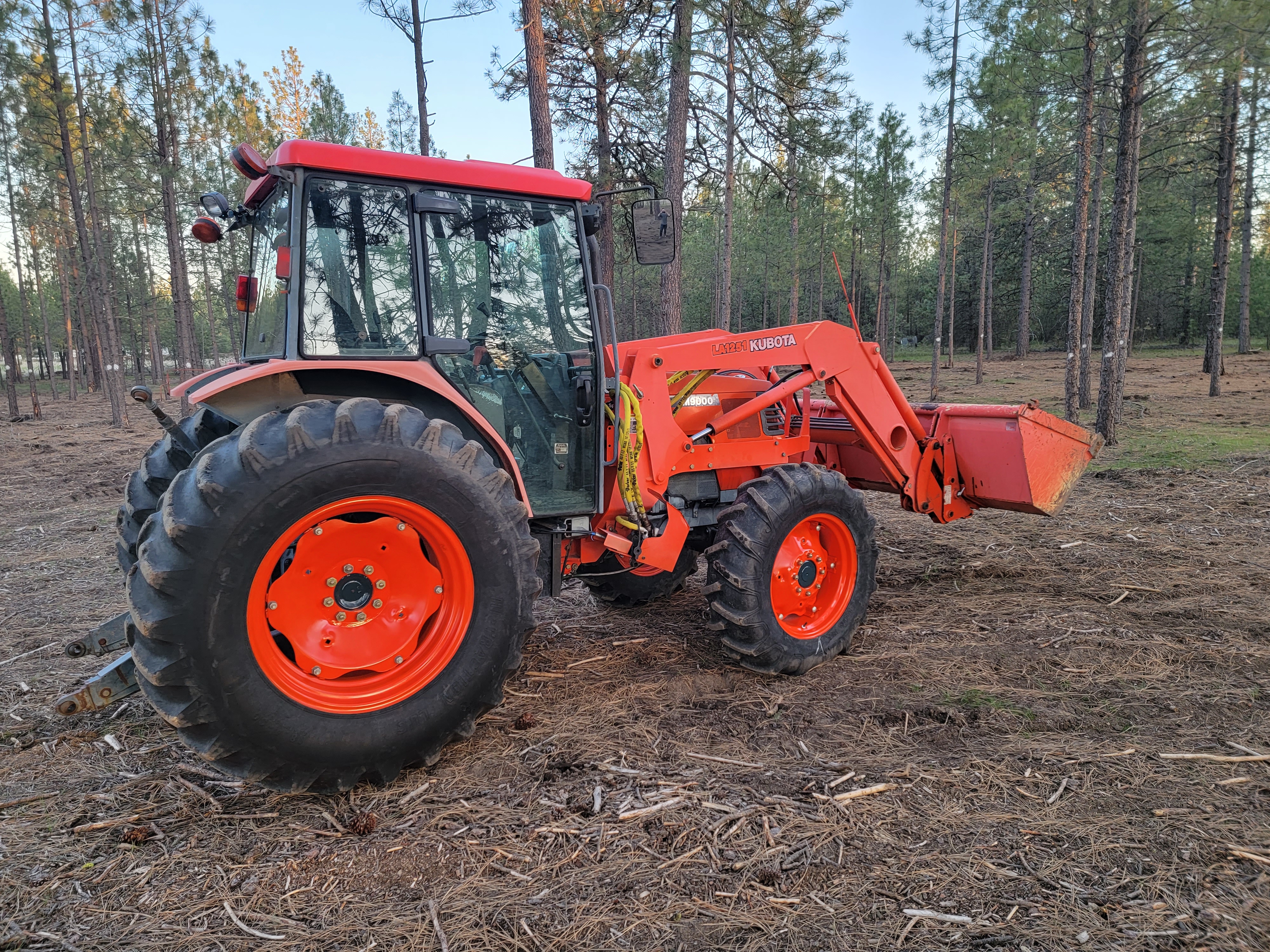 KUBOTA M9000