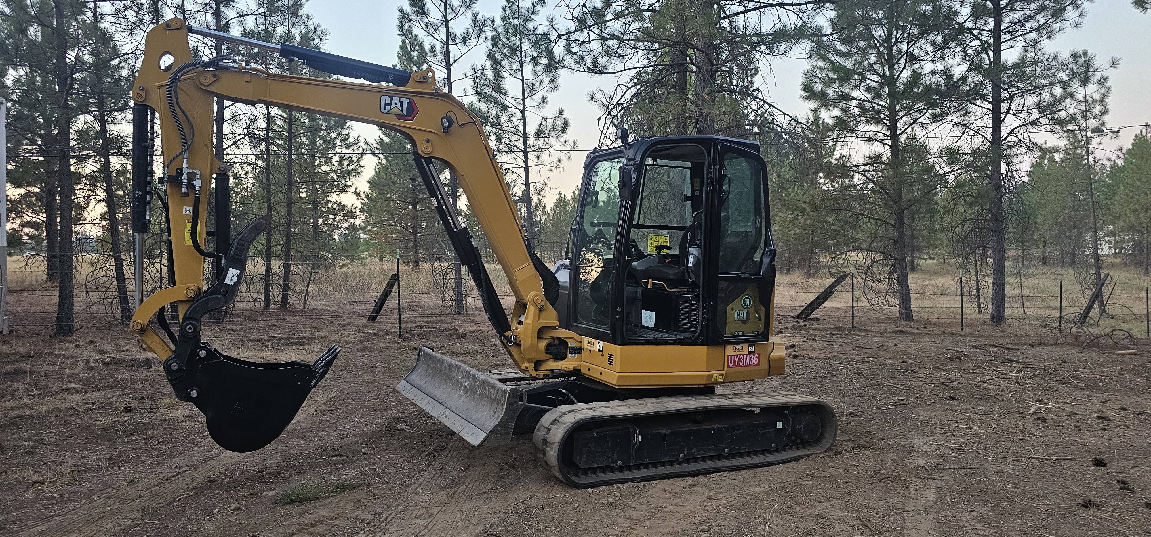 CAT 305