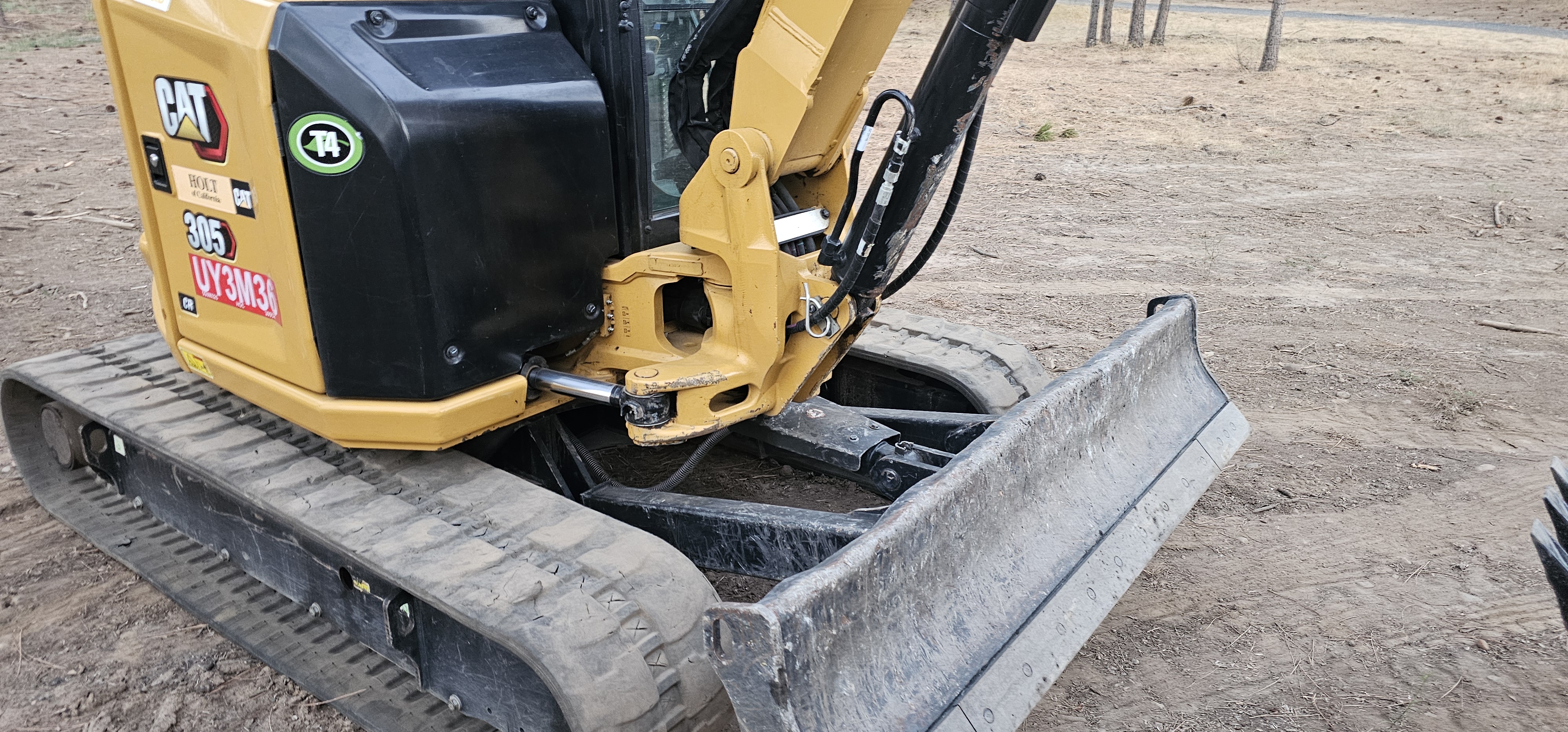 CAT 305