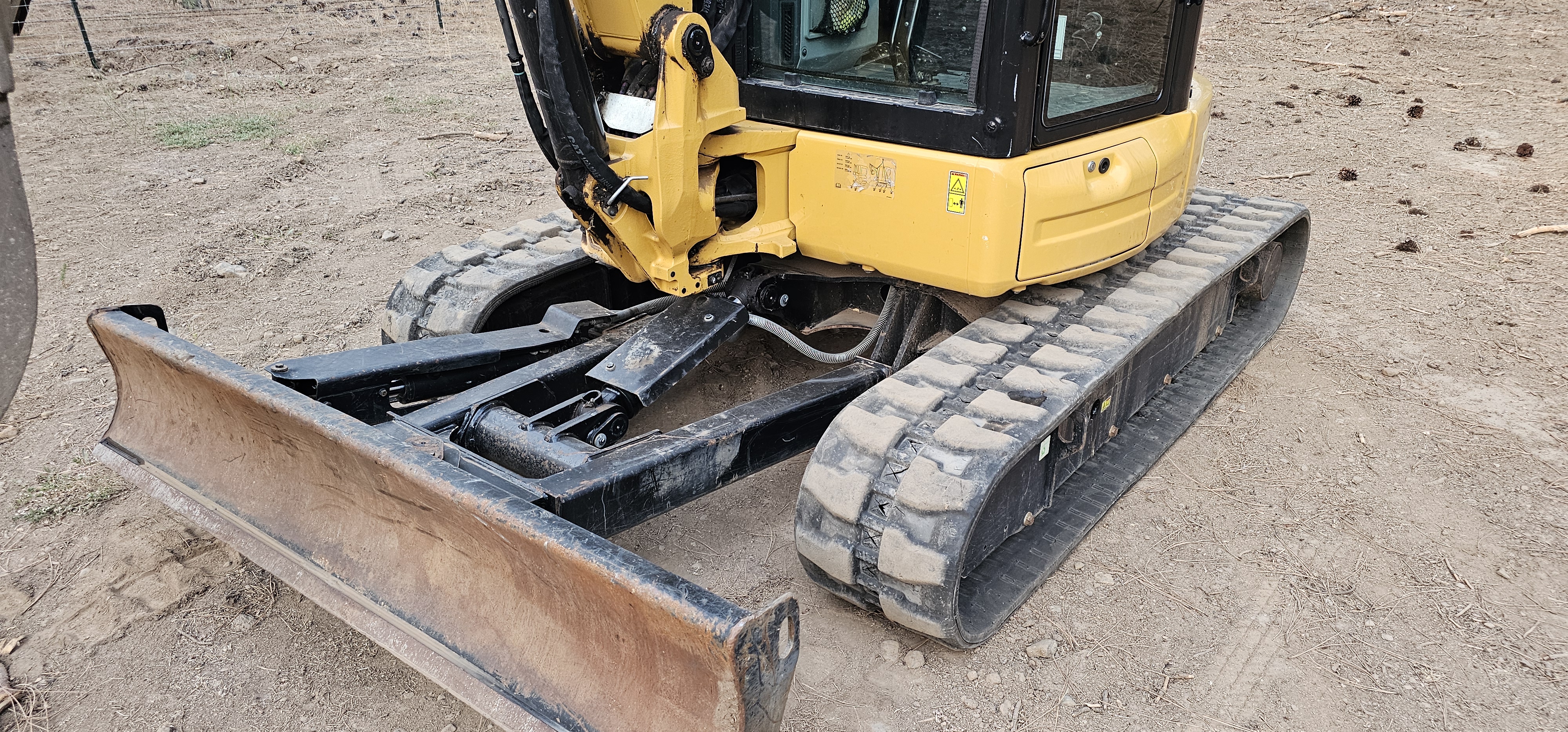 cat 305