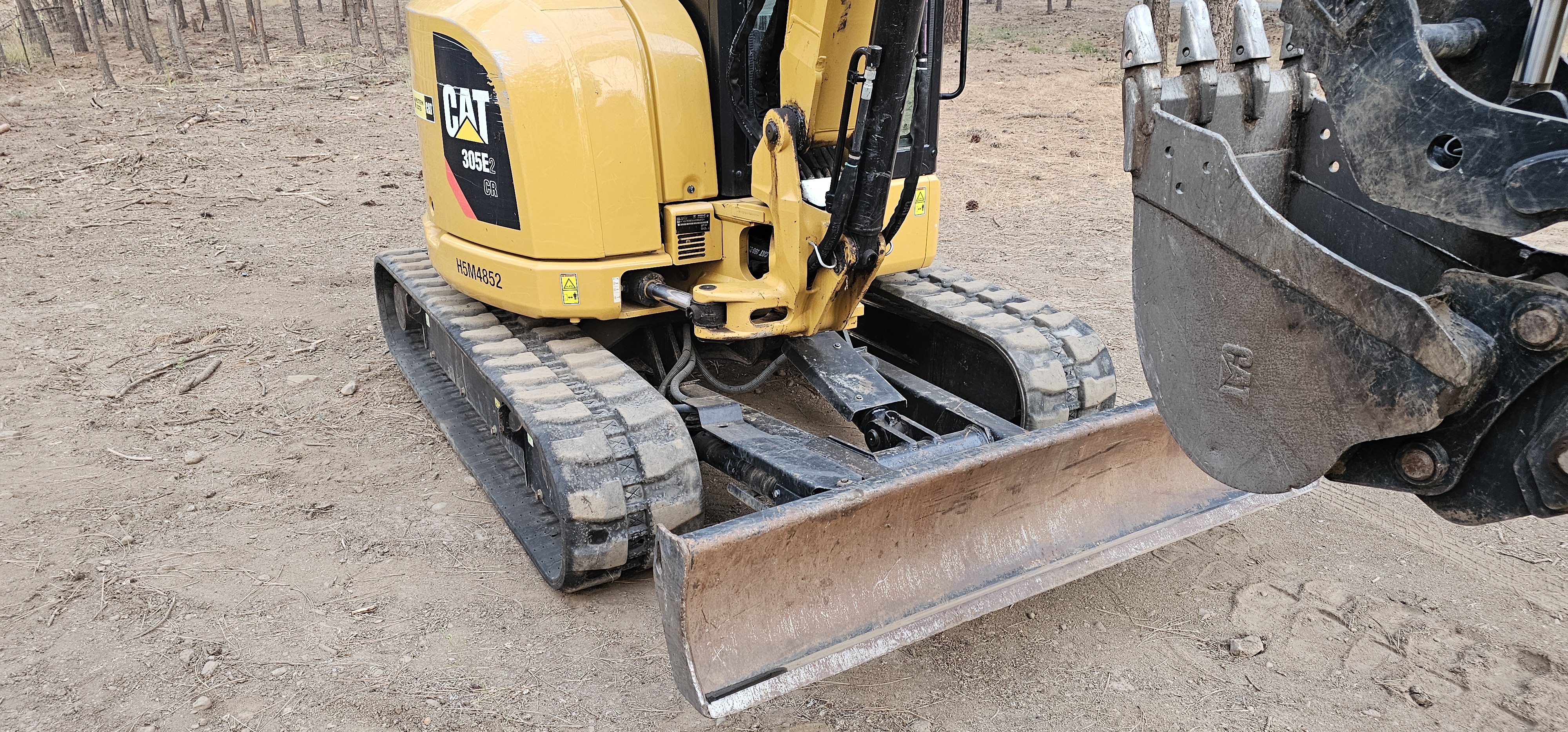 cat 305