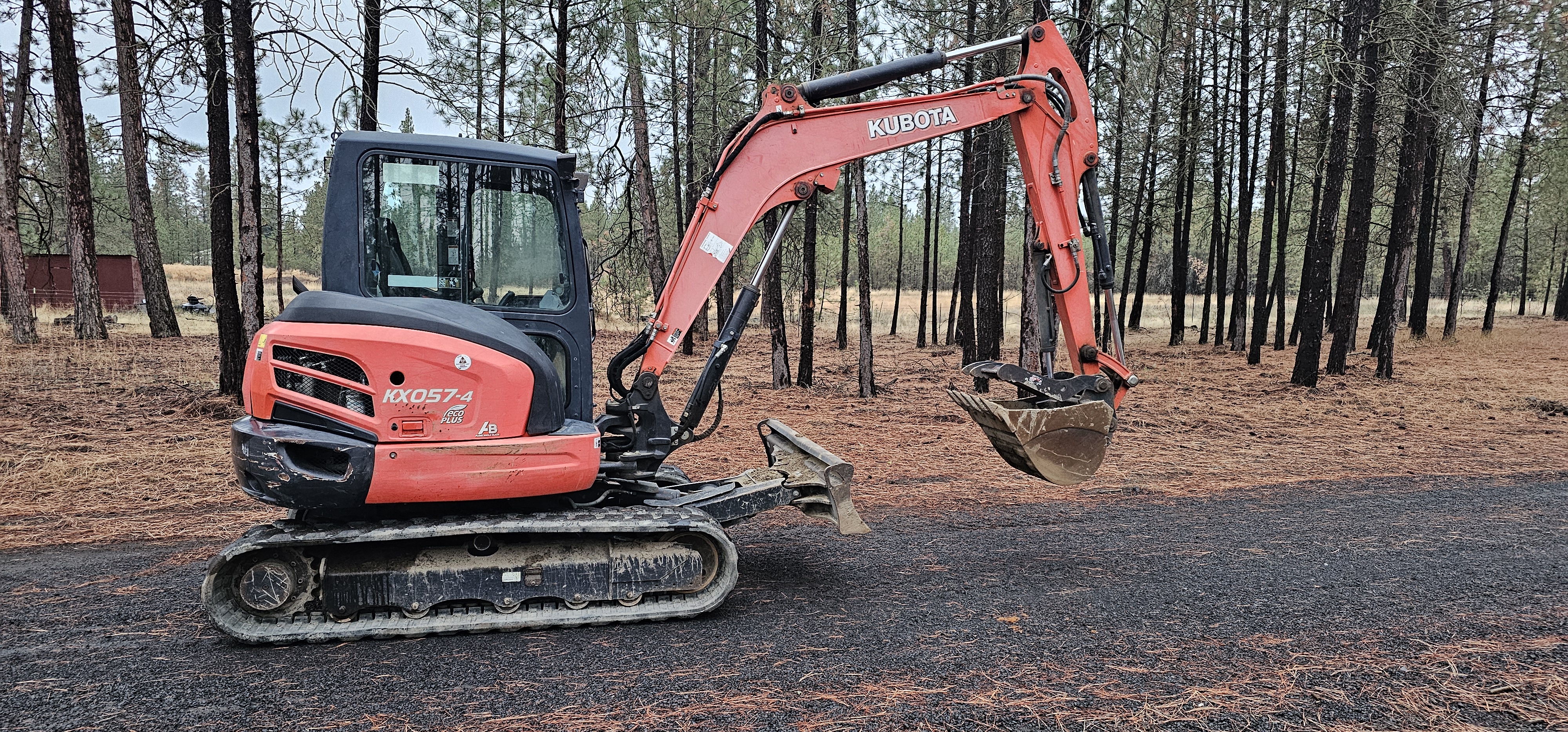 KUBOTA KX057-4