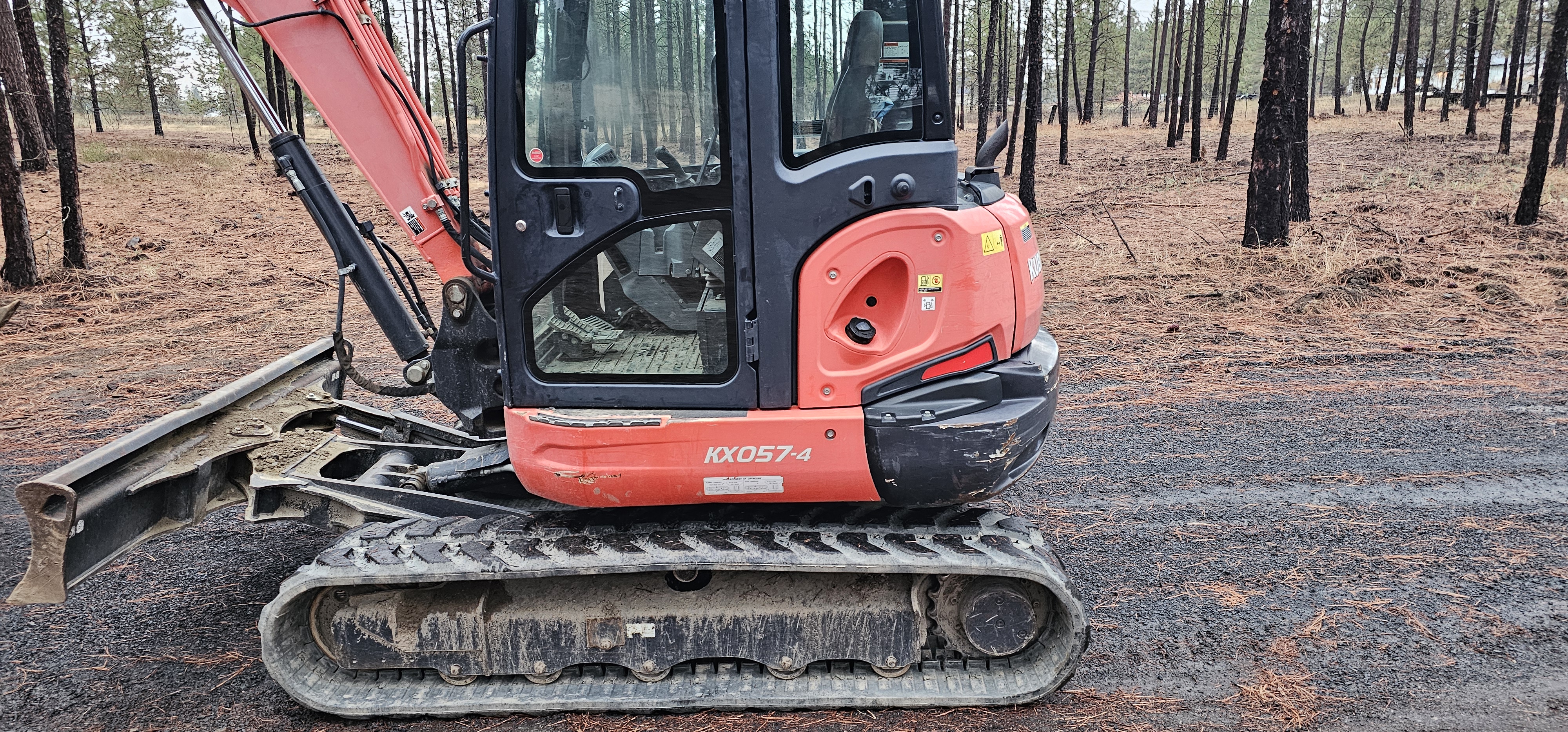 KUBOTA KX057-4