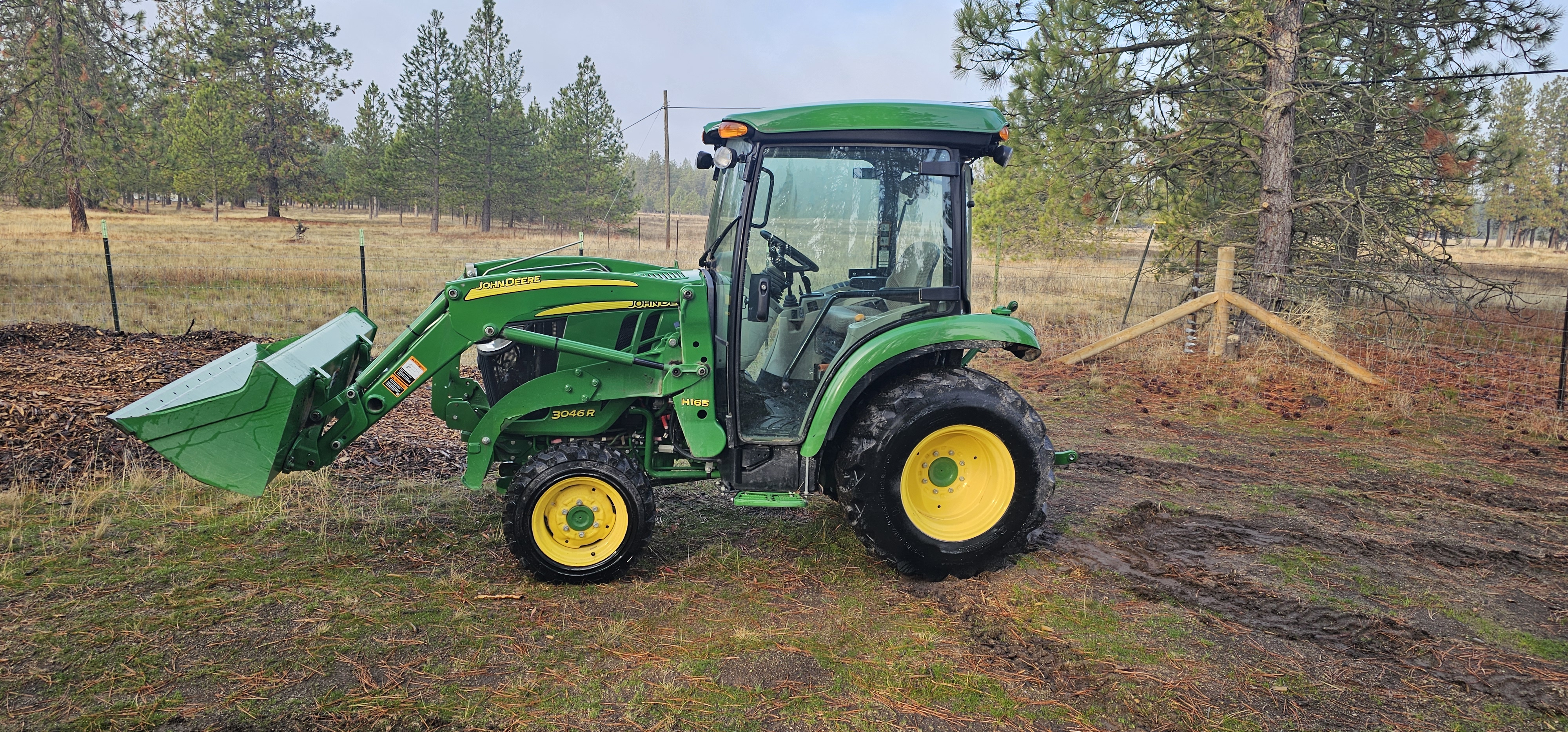 deere 3046r